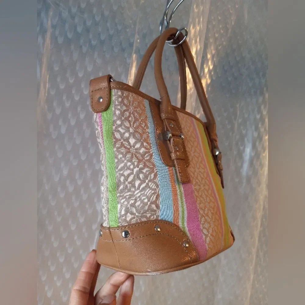 Relic Spring Purse - Picture 2 of 11